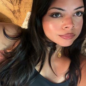 Meet your Posher, Beatriz